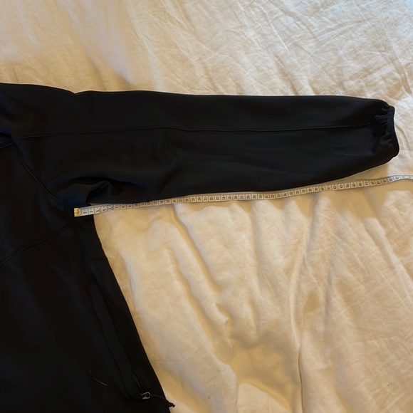 North face jacket - Picture 3 of 6